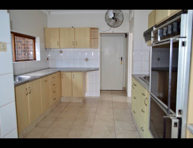 8 BEDROOM FREEHOLD FOR SALE IN WESTVILLE